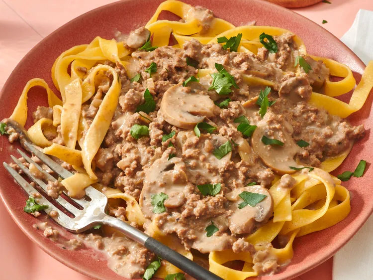 Easy Ground Beef Stroganoff