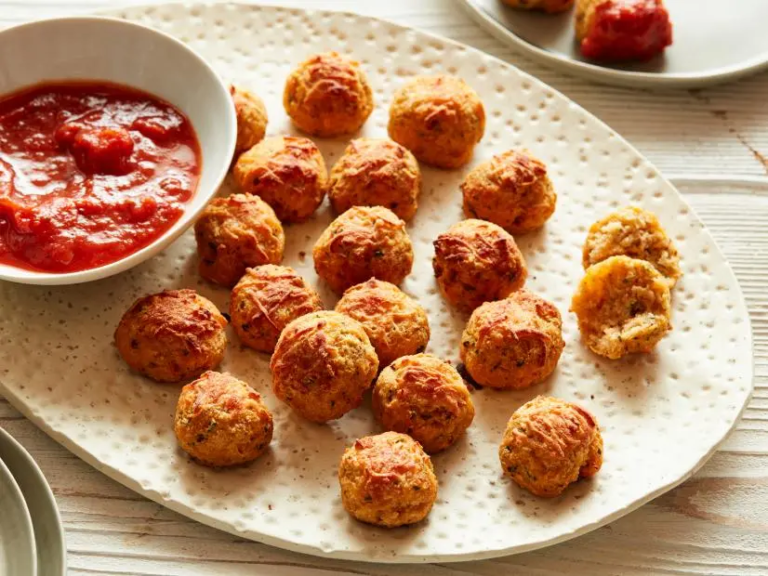Keto Cauliflower Pizza Bites